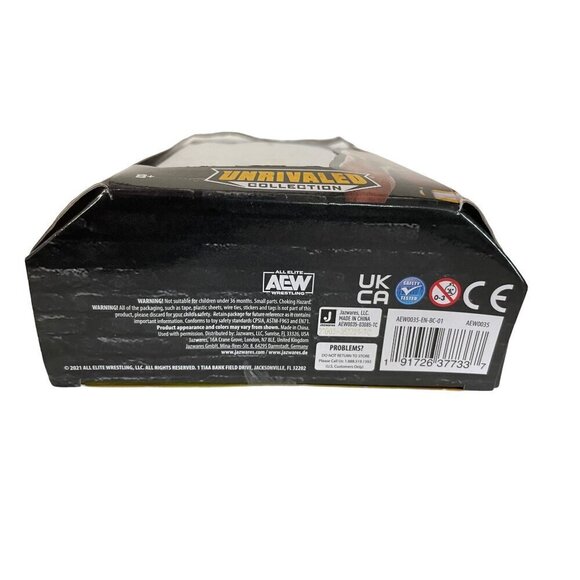 AEW Unrivaled Collection Scorpio Sky Action Figure - Picture 3 of 3